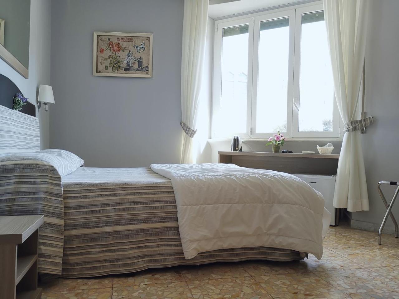 St. Anthony Guest House Rome Buitenkant foto
